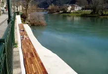 Con la toalla y el bañador en febrero a orillas del Sil