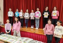 El 8M en el «Condesa de Fenosa» rindió su homenaje a las mujeres 8M, Día de la Mujer, Colegio Condesa de Fenosa