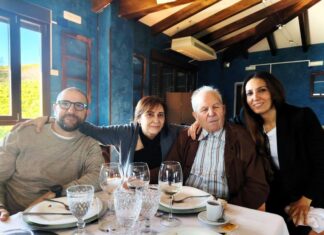 Ana Rosa Paradelo tuvo su fiesta de jubilación: toda una vida trabajando en Correos