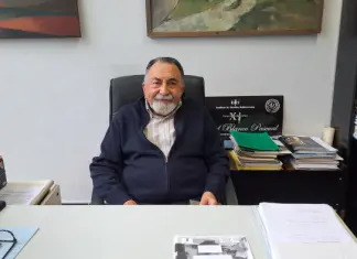 Aurelio Blanco Trincado, pregonero de la Semana Santa en O Barco: «El Cristo de los Ferroviarios tiene un valor sentimental para mi porque mi madre y mi tía lo regalaron a la parroquia en el pasado»