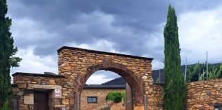 Bodegas Blare, eclipse
