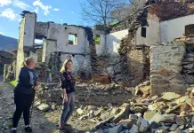 La restauración de casas quemadas en Cernego tropieza con un muro: «Las ayudas no dan ni para empezar» Cernego, incendios