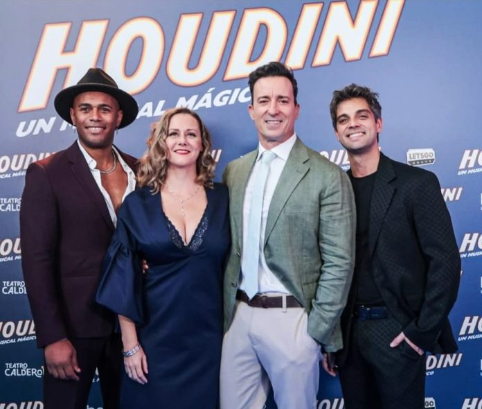 valdeorrasdecerca_Christian Escuredo_Houdini_2026_02_03 Christian Escuredo musical Houdini