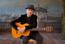 Emilio Rúa (cantautor): «A música é a miña vida e vivo un momento doce»