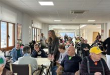 Fabiola García felicita la Navidad desde Vilamartín a mayores y personal de residencias Fabiola García, conselleira de Política social en residencia de Vilamartín