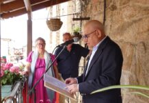 La Feria de 1812 de Petín se inició con el pregón de Juan José Rodríguez