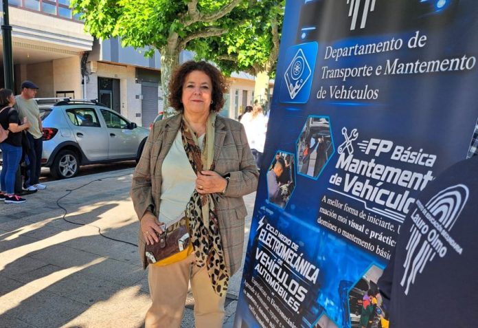 valdeorrasdecerca_Feria de FP_IES Lauro Olmo_O Barco_2026_05_20 (17)