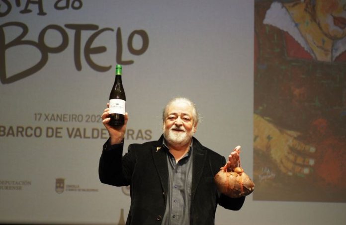 valdeorrasdecerca_Festa do Botelo_Luis Paadín_pregonero_ (5) Luis Paadín, enólogo y sumiller, en la Festa do Botelo de O Barco de Valdeorras