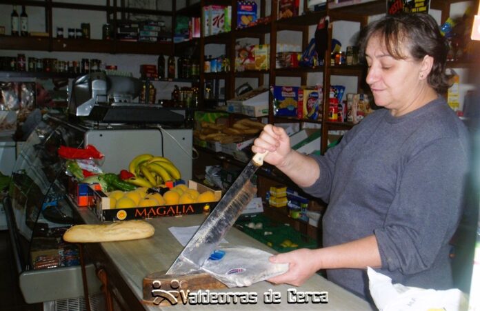 valdeorrasdecerca_Fina Álvarez_comercio_2024_03_05