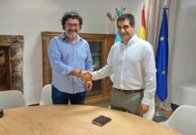 Gabriel Alén pulsa la opinión del comercio en O Barco para avanzar en el Plan estratégico del sector