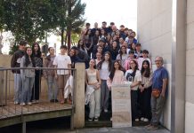Estudiantes de Valdeorras visitan la exposición sobre el wolframio en O Barco Exposición sobre el wolframio