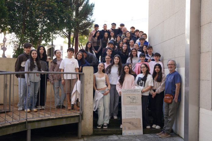 valdeorrasdecerca_IES Lauro Olmo_Exposición sobre el woframio_2026_03_26 (2) Exposición sobre el wolframio