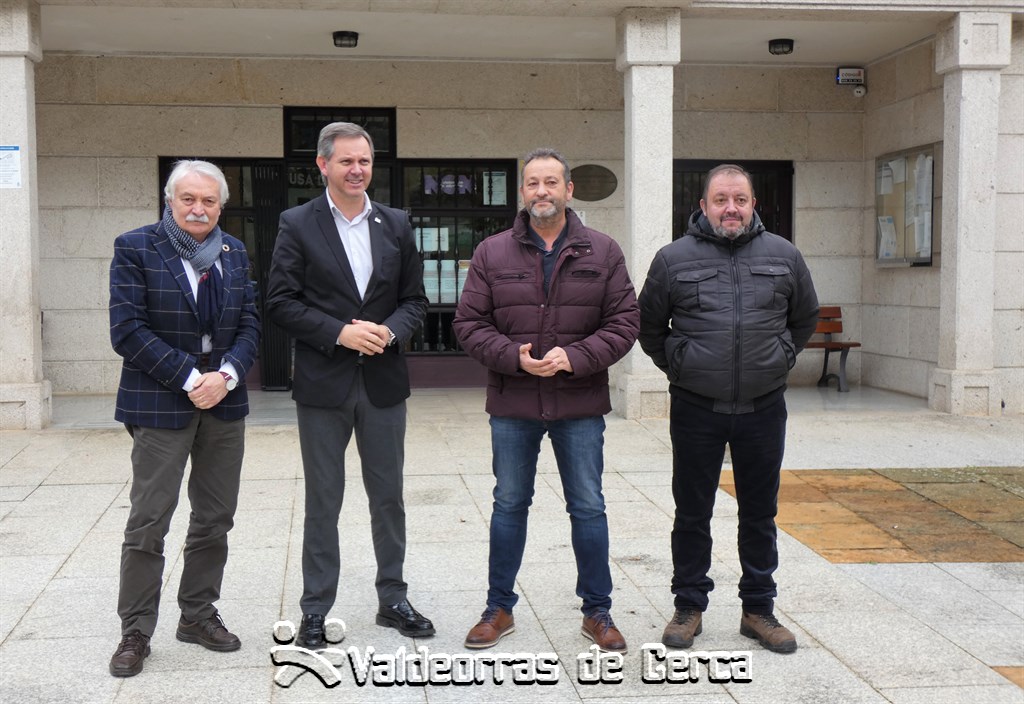 José Miñones visitó las obras de O Bañadoiro en Vilamartín