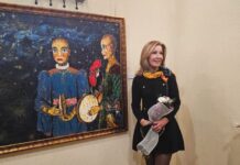 Lola Doporto inauguró su exposición en el Liceo de Ourense