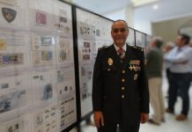 Manuel Moral expone su colección policial en Alcalá de Henares