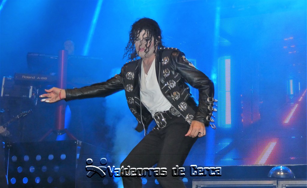Michael Jackson volvió a la vida en  A Rúa
