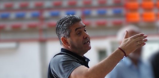 Modesto Garrido, entrenador del "Pizarra Tres Cuñados FS"
