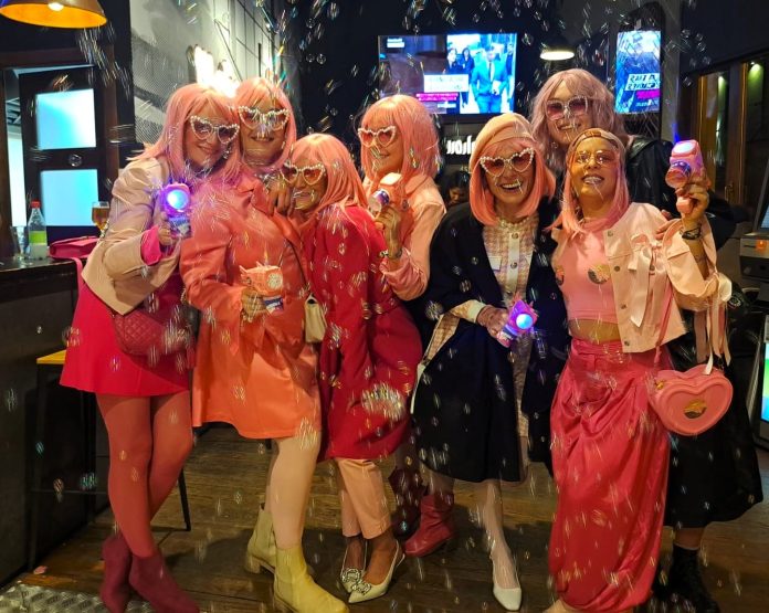 valdeorrasdecerca_Noche de Comadres_Entroido_A Rúa_2026_02_13 (11)