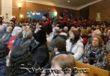 La Real Banda de Gaitas actuó en O Barco