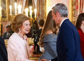 La Reina emérita, doña Sofía, visita Oulego (Rubiá) y Folgoso do Courel (Lugo)) el 8 de julio Reina emérita doña Sofía