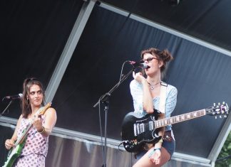 Hinds derrochó su gran energía en el SilFest