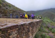 Caminaron por la Vía Nova entre Oulego y O Porto, en Rubiá