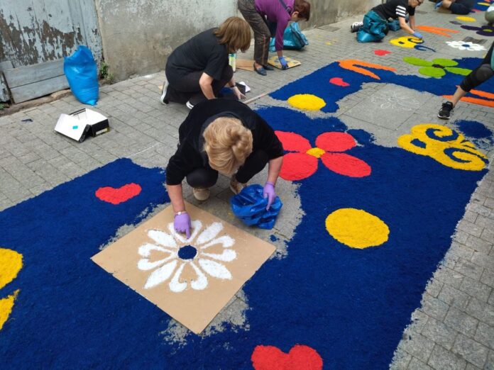 valdeorrasdecerca_alfombras florales_O Barco_2025_06_22 (7)