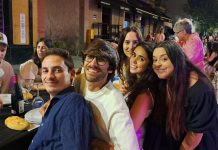 La gran noche de Carnavrao sentó a 620 personas en una cena en el corazón de A Rúa