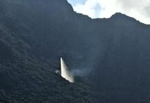 Un rayo provoca un conato de incendio en Covas, Rubiá, ahora extinguido
