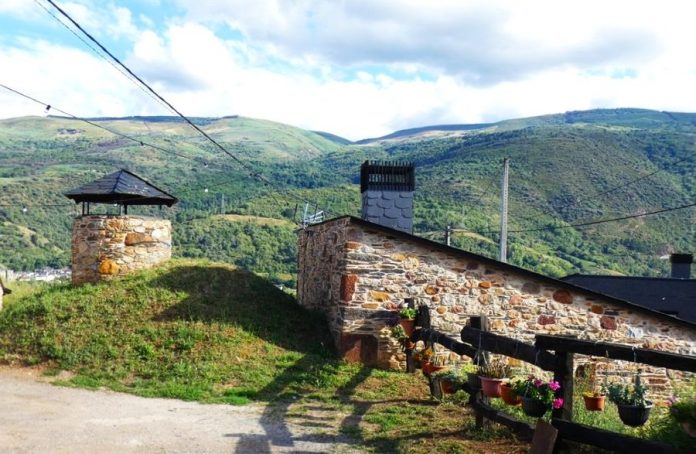 valdeorrasdecerca_covas_Arcos_Vilamartin_2024_07_12-12 covas de Arcos