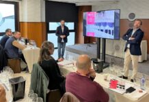 Representantes de 25 bodegas participaron en una jornada formativa