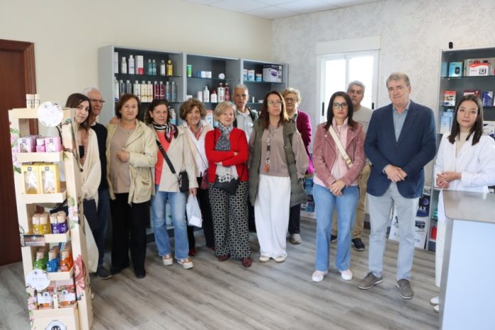 valdeorrasdecerca_farmacias_delegado da Xunta_Manuel Pardo_Larouco_2026_04_30 (3) farmacias, delegado de la Xunta en Larouco