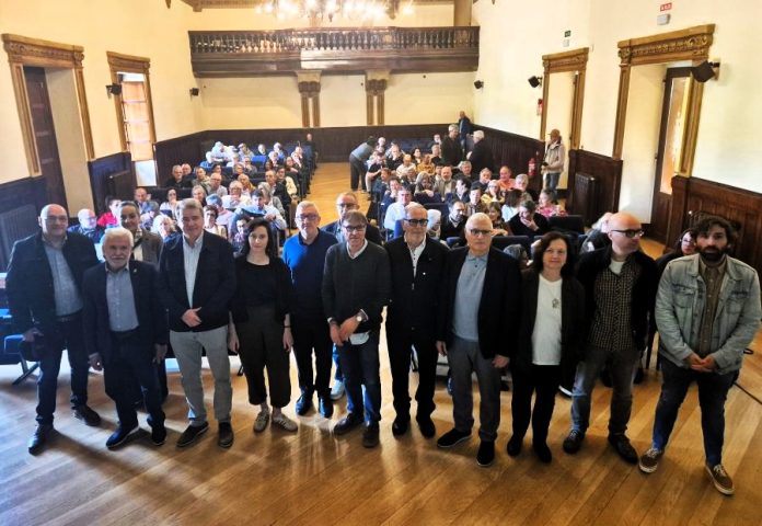 valdeorrasdecerca_homenaje a Chesi_Liceo_Ourense_2026_05_10 Homenaxe a Chesi, Liceo