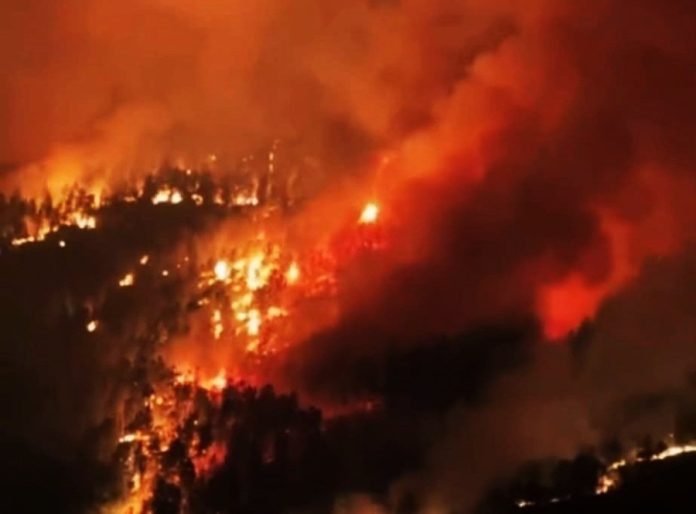 valdeorrasdecerca_incendio_ Quiroga_2026_09_17