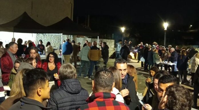 A Rúa Vella celebró su tradicional magosto