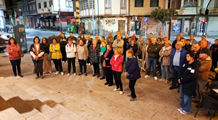 Minuto de silencio por el accidente ferroviario de Toledo