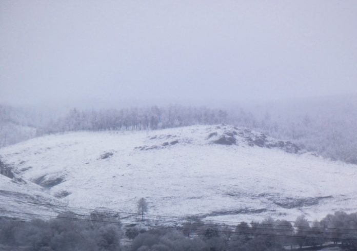 valdeorrasdecerca_nieve_A Rúa_2025_12_21 (2)