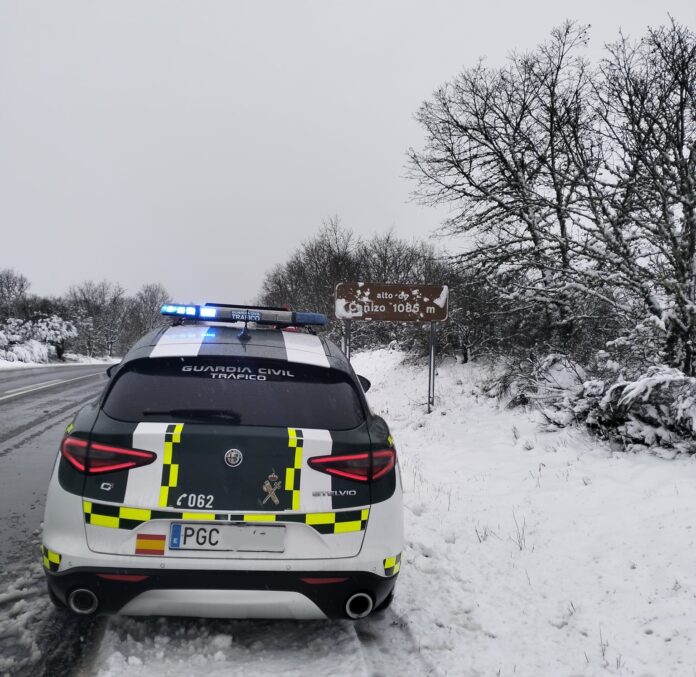 valdeorrasdecerca_nieve_Tráfico_2024_03_08 (3)