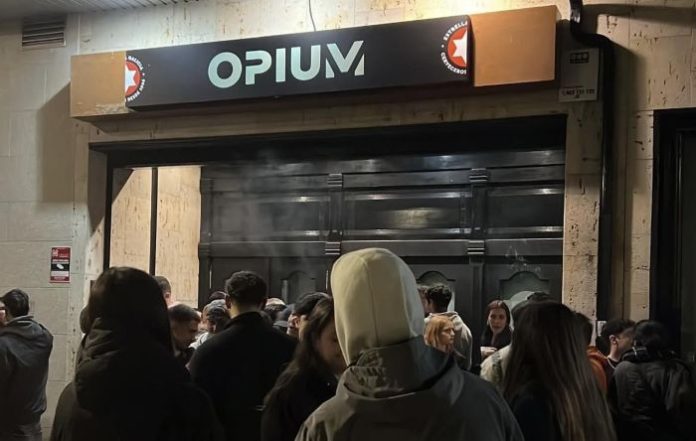 valdeorrasdecerca_pub opium_2026_01_13