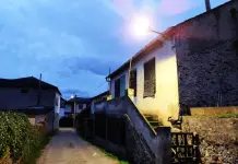 Nuevo robo en la casa de A Rúa en la que desaparecieron gallinas hace siete meses