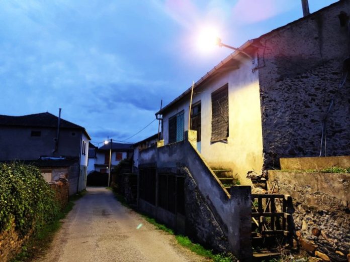 valdeorrasdecerca_robo_calle Pombar_casa_A Rúa_2025_12_12 (2)