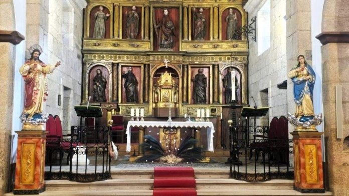 valdeorrasdecerca_sagrado corazón_iglesia de San Esteban_A Rúa_2025_10_30 (9)