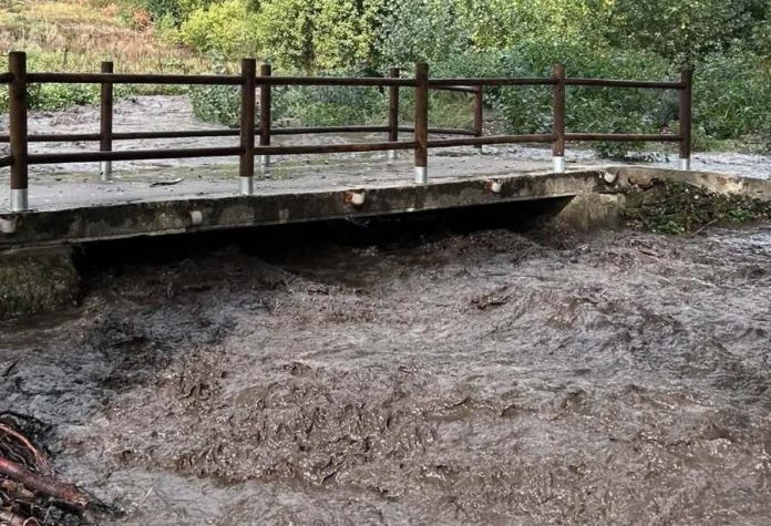 valdeorrasdecerca_tormenta_Vilamartín_2026_10_11 (2)