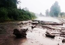 Las tormentas en Valdeorras obligaron a cortar la N-120 al tráfico entre O Barco y Vilamartín y causan numerosas incidencias