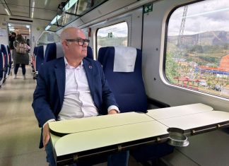 «El nuevo servicio de Renfe entre Vigo y Ponferrada es muy valorado en Valdeorras» tren
