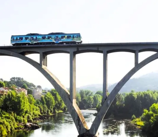 Os trens turísticos bótanse a rodar en Galicia trens turísticos, trenes turísticos