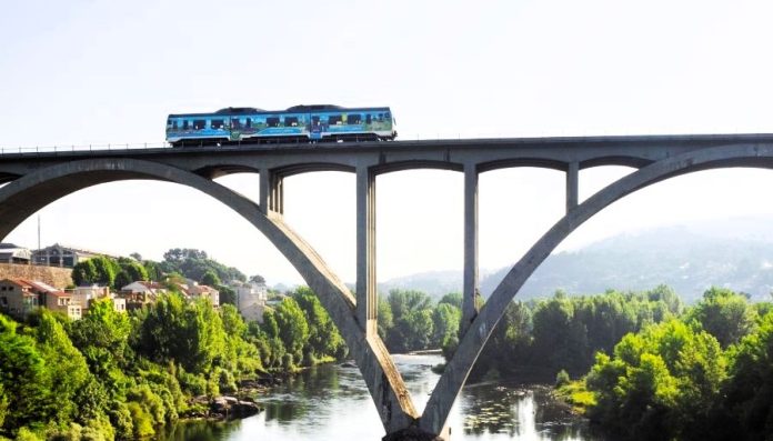 valdeorrasdecerca_trenes turísticos_2026_04_19 trens turísticos, trenes turísticos