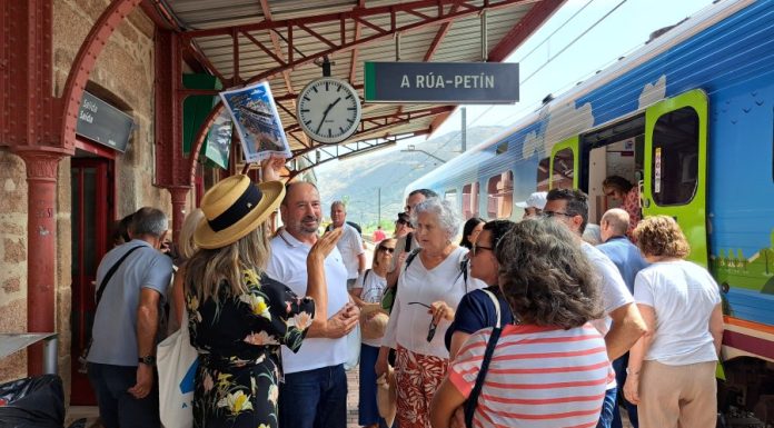 Os trens turísticos axudan a promocionar Valdeorras