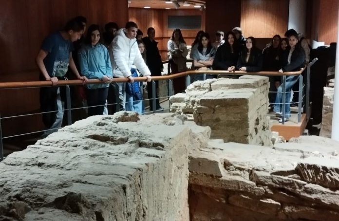 valdeorrasdecerca_viaje a Astorga_IES Lauro Olmo_IES Cosme López_IES Carlos Casares_2026_04_10 Astorga, IES Lauro Olmo, IES Cosme López, IES Carlos Casares