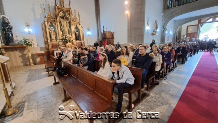 valderorasdecerca_Virgen de Fátima_A Rúa_2024_05_14 (12)